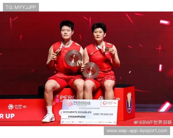 谭宁网前连拍夺冠